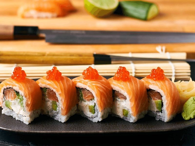 Món ngon từ cá hồi - Sushi cá hồi: 